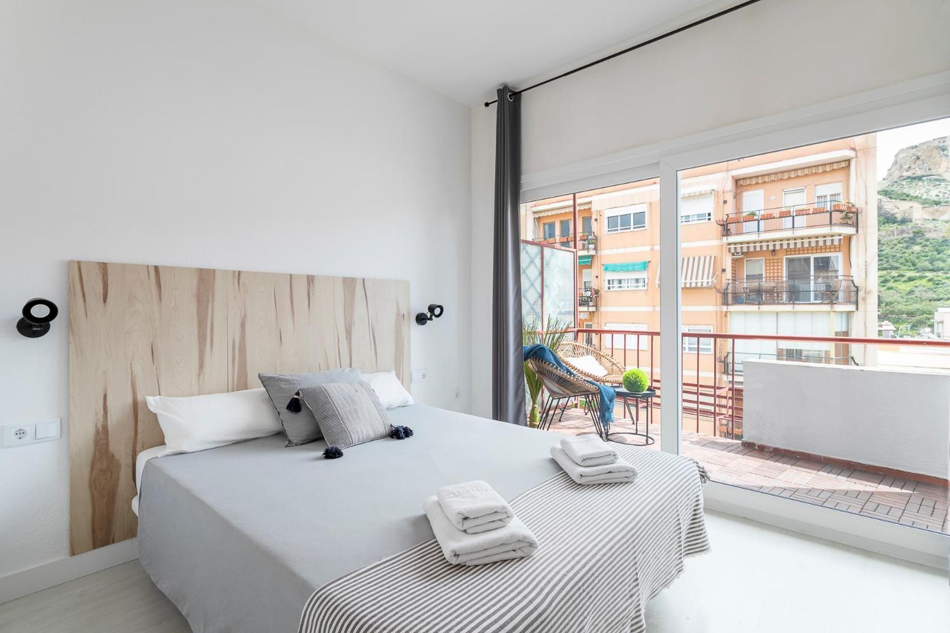 Casa Mila Sv19 Guesthouse — Photos 1